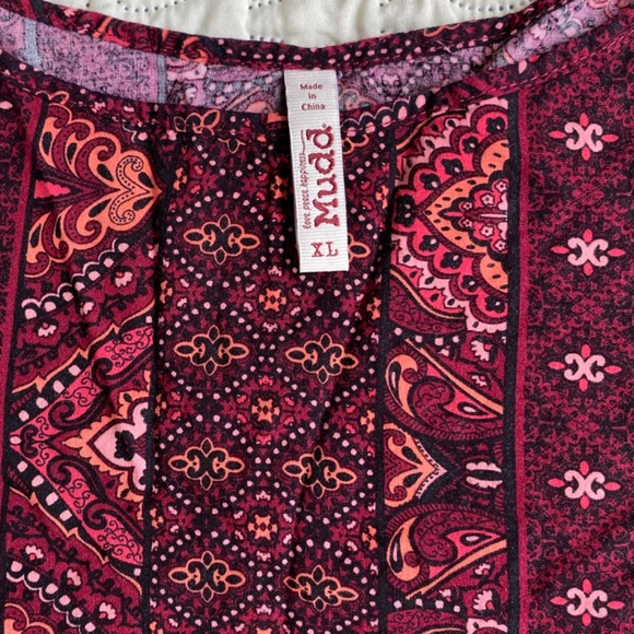 Black/Red/Pink Boho Crop Tank Top. Mudd Sz XL - Picture 3 of 4